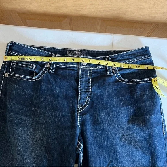 Silver Jeans Indigo Cropped Women's Jeans - Picture 7 of 8